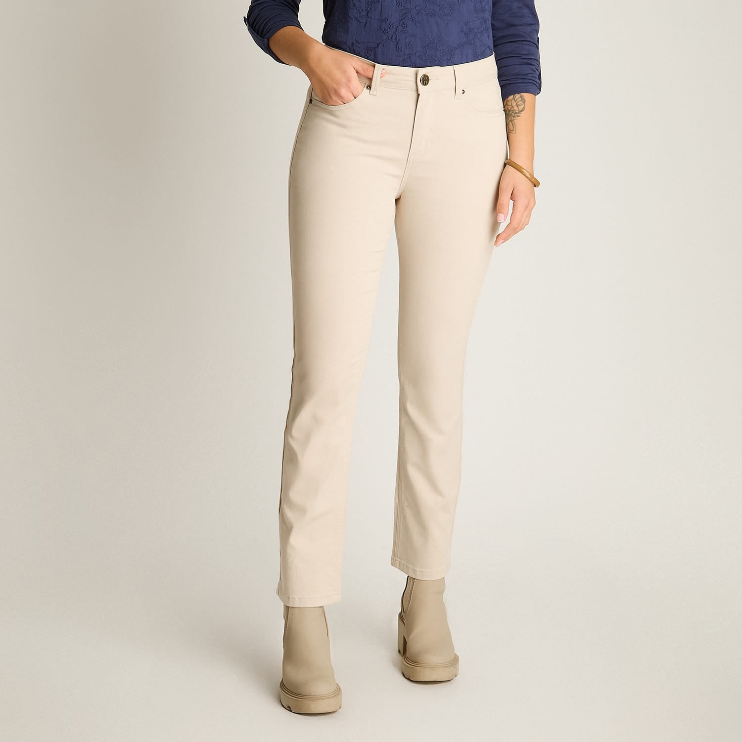 Jeans Crudo Elasticidad Baja Sin Forro Calce Normal Tela Denim